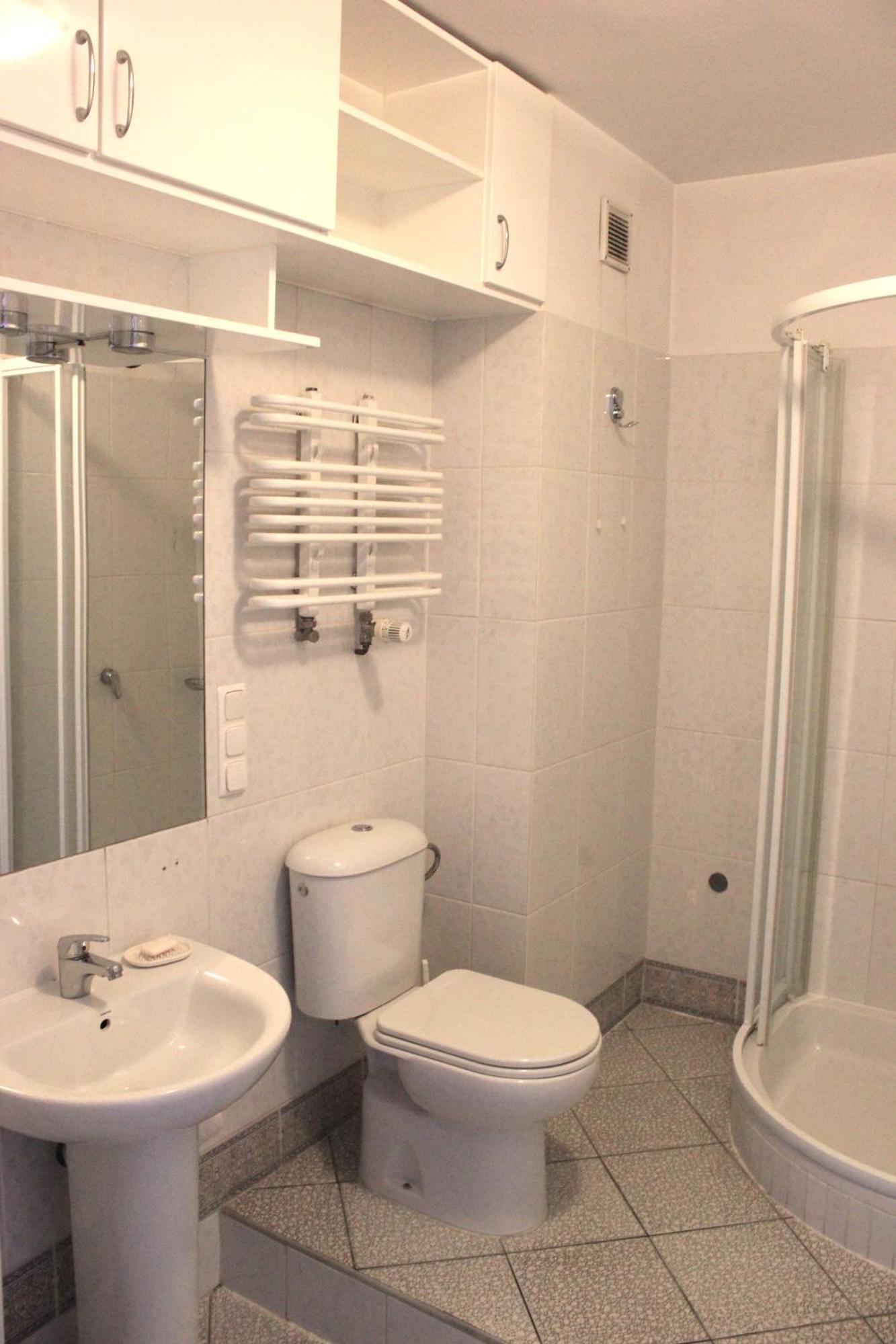 Adeo Hostel بياليستوك المظهر الخارجي الصورة